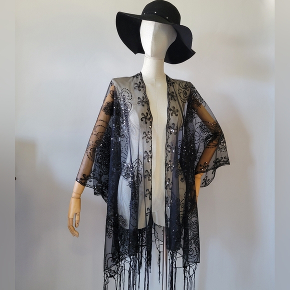 Black sequin kimono top - Picture 3 of 4